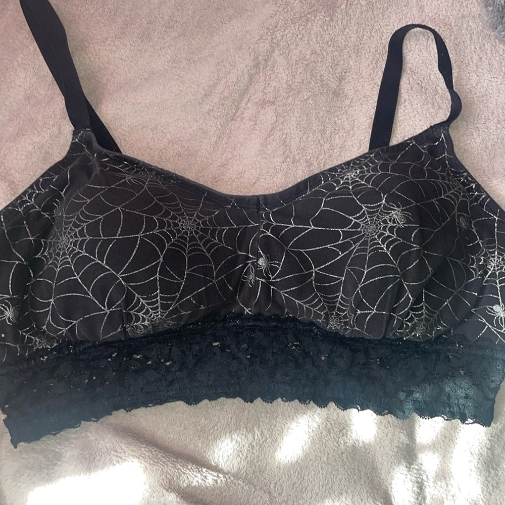 Torrid Curve Padded Cotton Lace Hem Bralette Black Silver Webs Halloween Med/Lrg